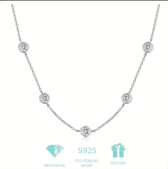 2.5 CT Diamond Round Shape Necklace. - Picture 2 of 8